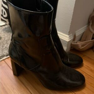 Elegant Black Women's Boots